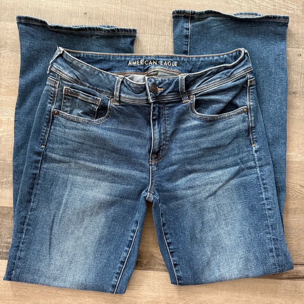 American Eagle Outfitters | Indigo Super Stretch Kick boot Jeans